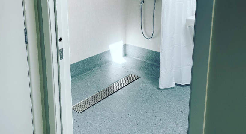 JESANI Vinyl Clamped Shower Channel: Precision Drainage for Commercial and Residential Wet Areas