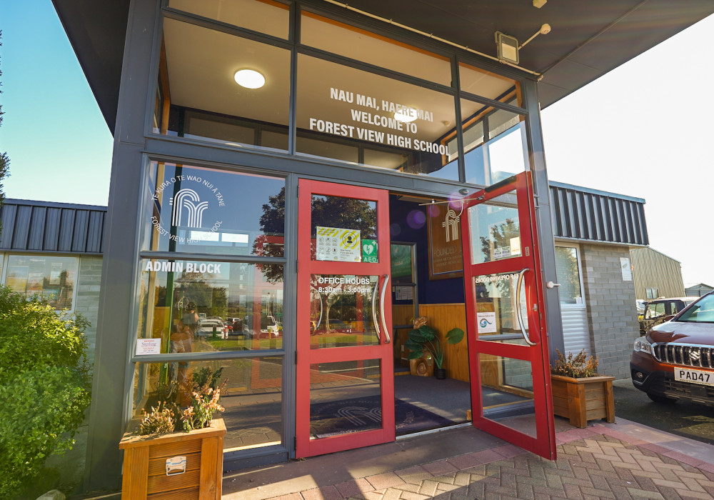 eCLIQ Electronic Keying System Makes High School Security Access Simpler and Safer