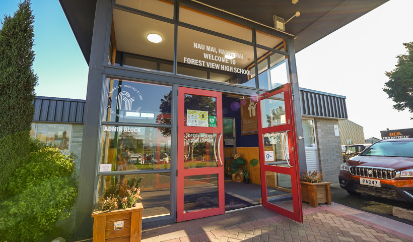 eCLIQ Electronic Keying System Makes High School Security Access Simpler and Safer