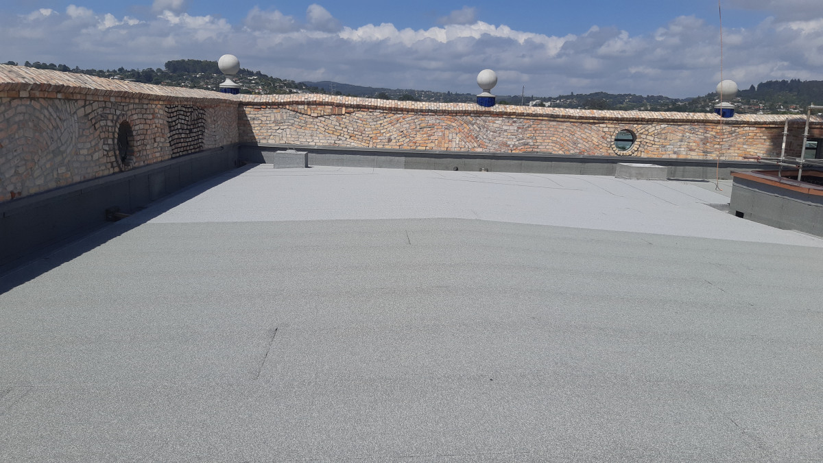 Completed Duotherm Landscape System main roof.