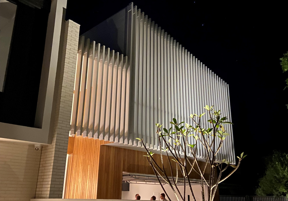 Architectural Edge: Bracket Fixed Louvres