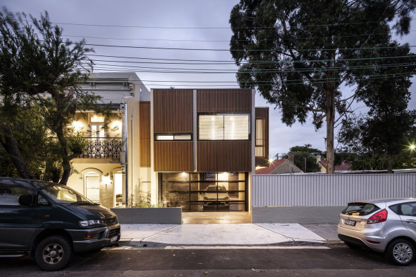 New Composite Timber Cladding with a Co-Extruded Protective Layer for Increased Durability