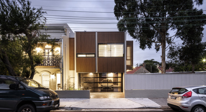 New Composite Timber Cladding with a Co-Extruded Protective Layer for Increased Durability