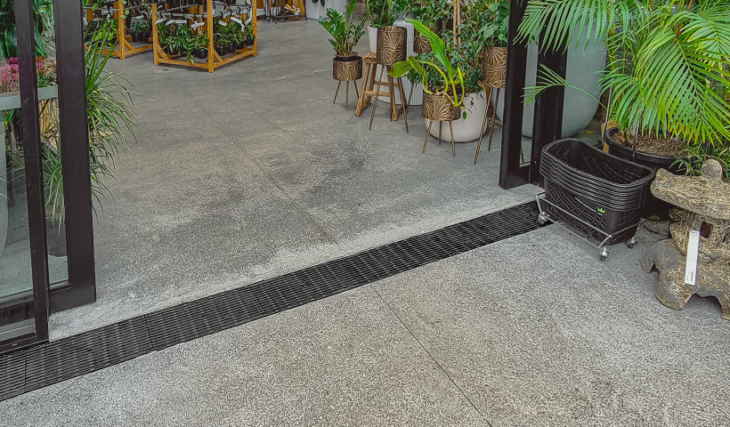 A Sustainable Drainage Channel Choice for Kings Plant Barn Stonefields