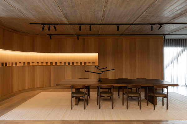 Achieving Seamless Curved Wall Detailing with Muuro Natural Timber Interior Linings 
