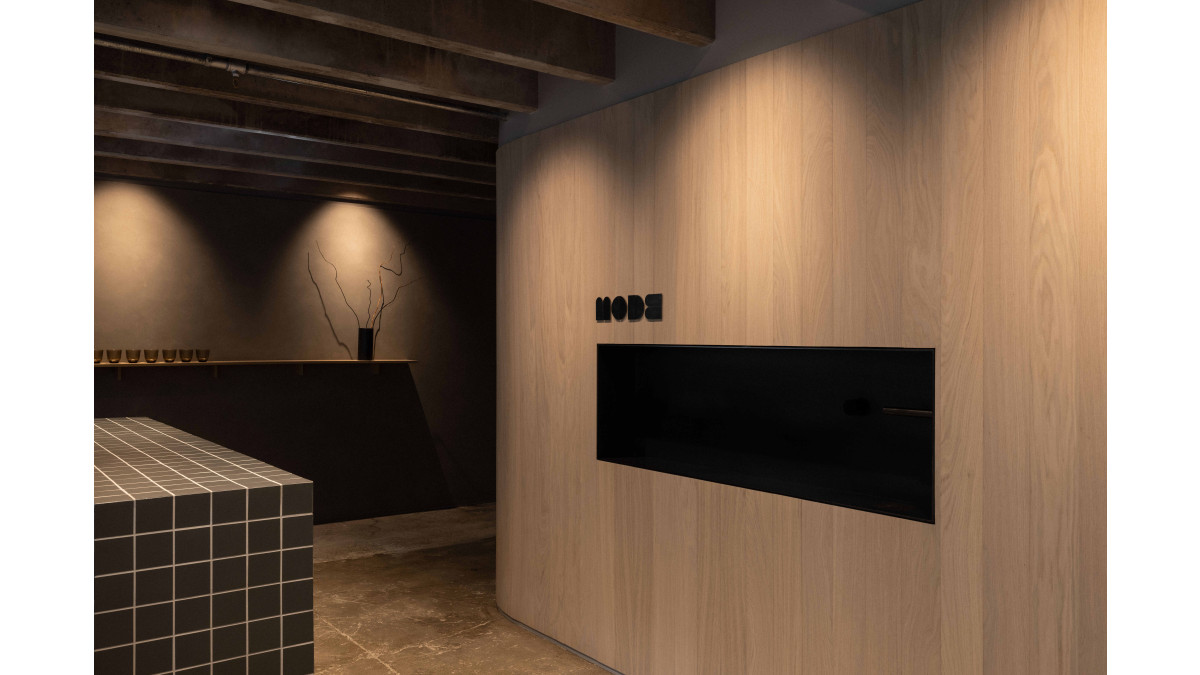 The curved wall feature at Mode.