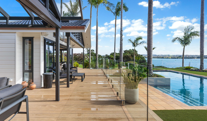 Achieve Uninterrupted Views with Subtle Glass Balustrade Fixing Systems