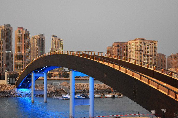 92m Span Glulam Bridge in Coastal Environment