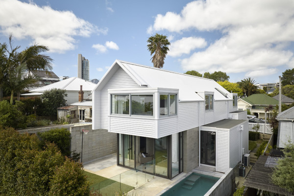 Harmonising Contemporary and Classic