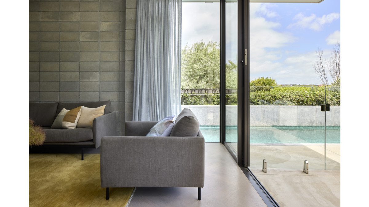 Flush sill Metro Series sliding doors.