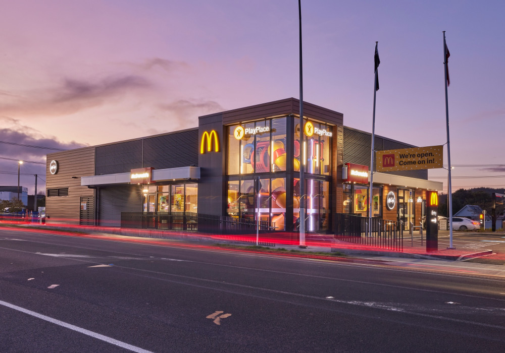 Drainage Selection for Fast-Paced Restaurants: Metabronze Contributes to Hygiene, Safety, and Durability at McDonald's Stores