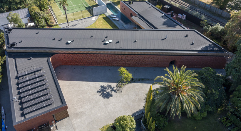 Z House: High-Performance Roofing Supports Sustainable, Resilient Design