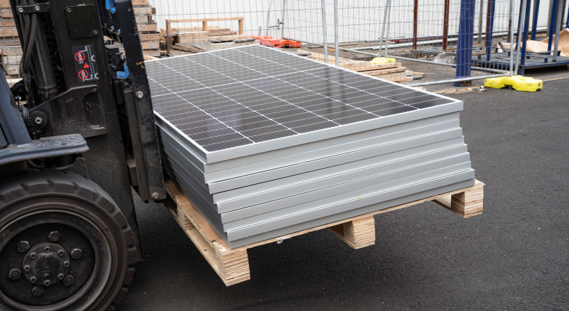 Solar: The Smart Step Toward Grid-Free, Low Carbon Buildings