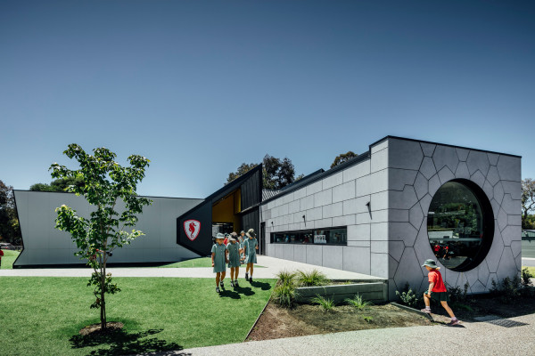 Design Freedom Meets Performance: EQUITONE in Modular Façade Systems