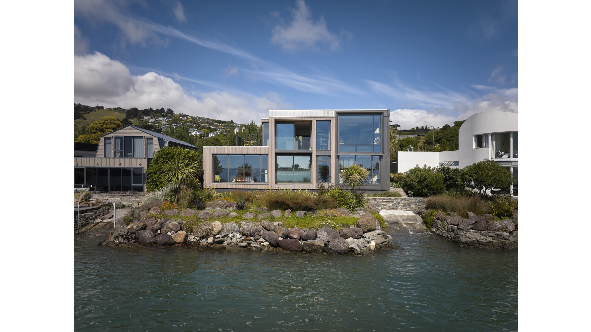 Metro Series ThermalHeart+ is used throughout the home.
