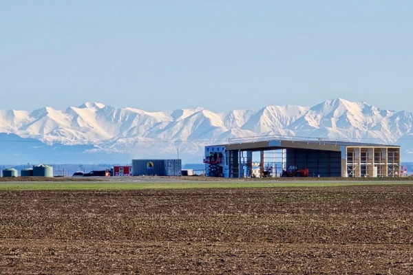 Glulam Propels Sustainable Building at Tāwhaki National Aerospace Centre