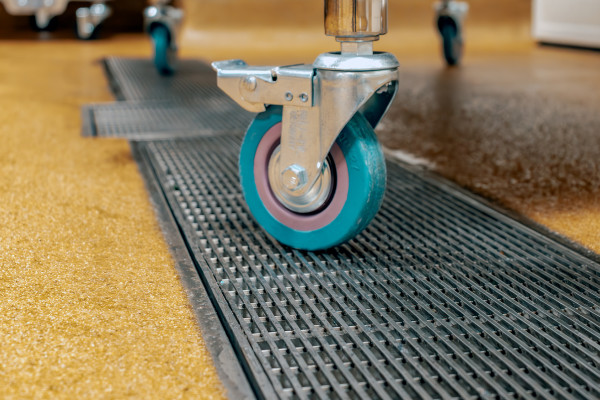 Designing Efficient Commercial Kitchen Drainage