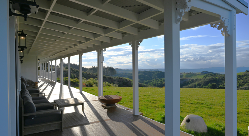 Prolam Glulam Delivers Elegance and Endurance for a Coastal Home