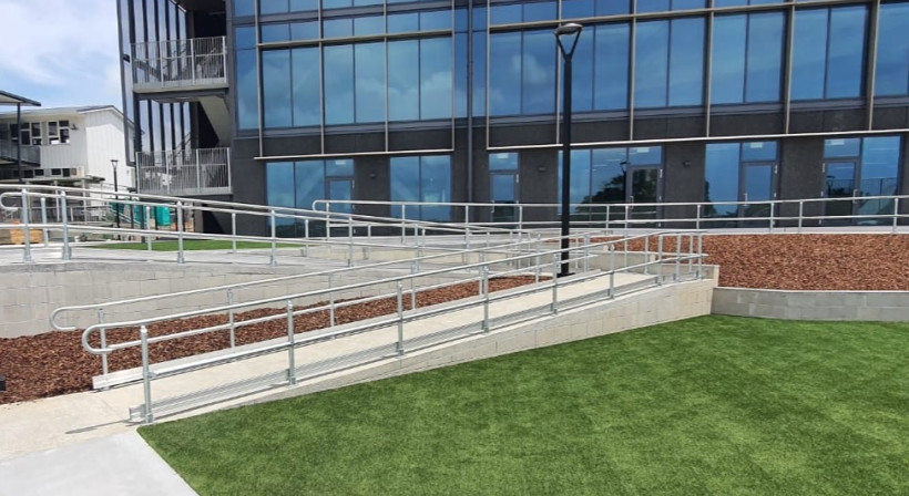 Safer Campus Circulation: Modular Handrails and Balustrades for Northcote College