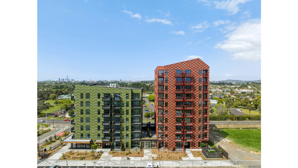 Year-round thermal comfort for the apartments saw Solux Ultra glazing installed on the western elevation.
