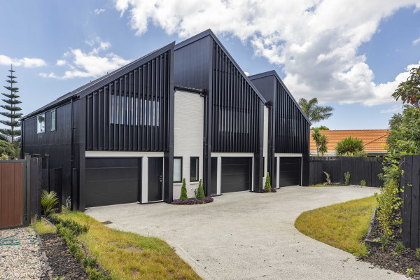 How Axon Grooved Grained Panels Deliver a Standout Medium‑Density Housing Build