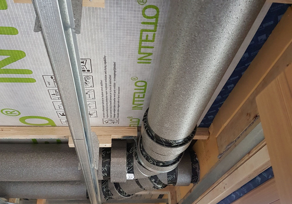Ventilation and Vapour Control: Designing for Moisture-Safe, Comfortable Interiors