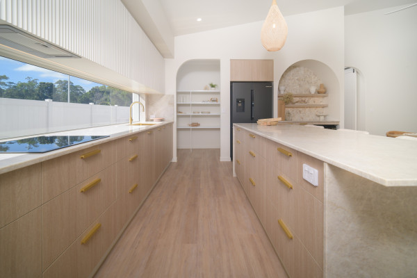Polyflor MiPlank: A Balance of Natural Aesthetics and Practical Performance