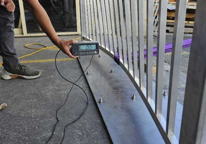 Wind Zones + Balustrades: What Actually Drives Performance