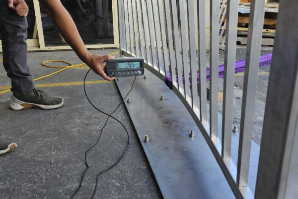 Wind Zones + Balustrades: What Actually Drives Performance