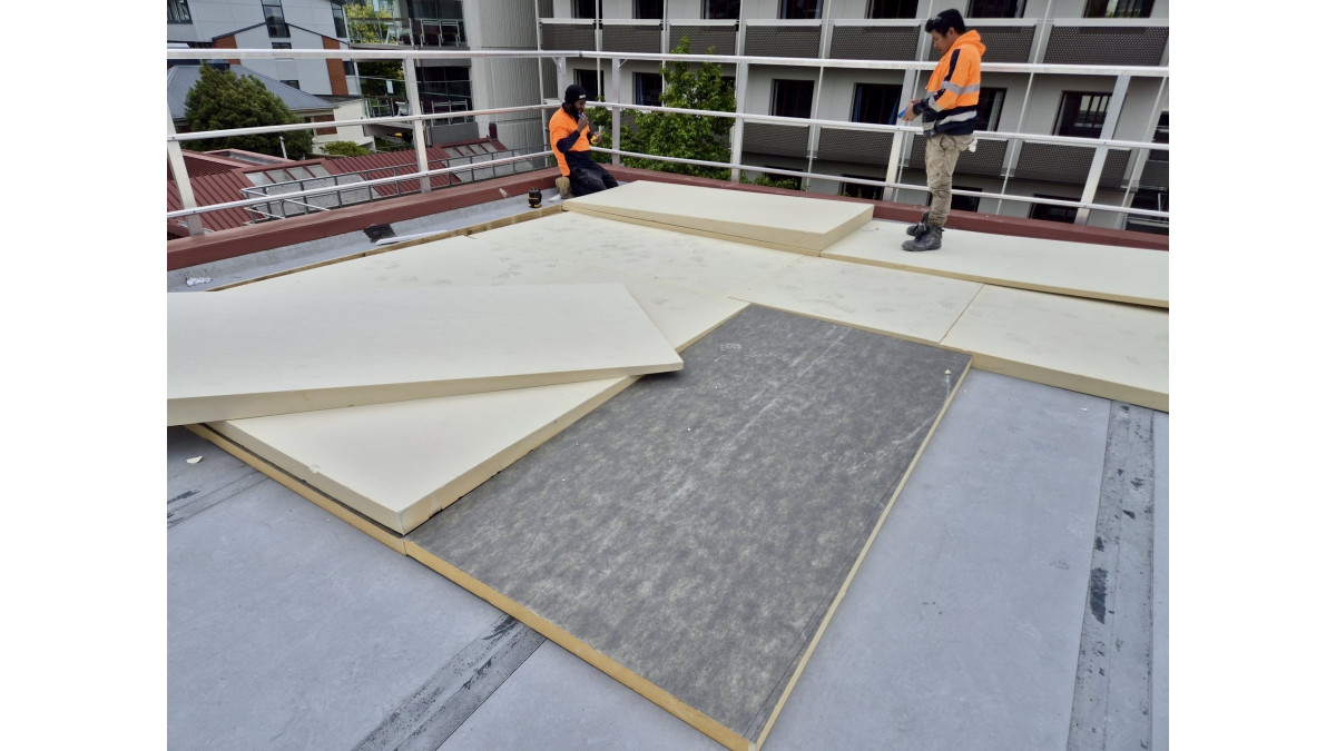 Fully customised tapered insulation layouts, designed and pre-cut to achieve accurate falls and ensure effective drainage from the outset.