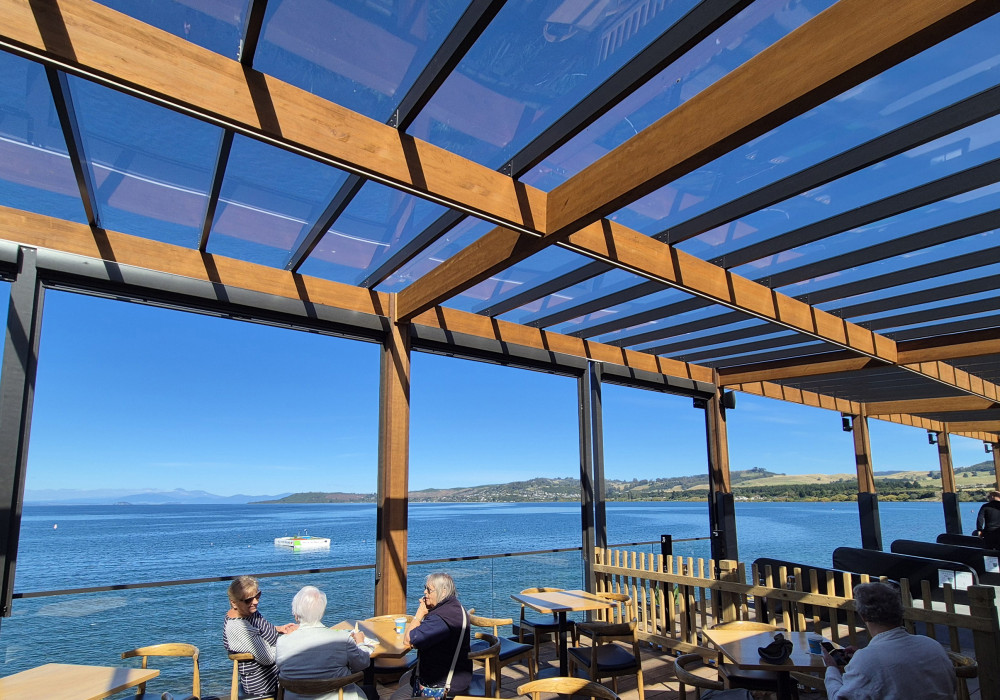 Structural Glazing Pergola Systems: Design Guidance for Exposed Outdoor Canopies
