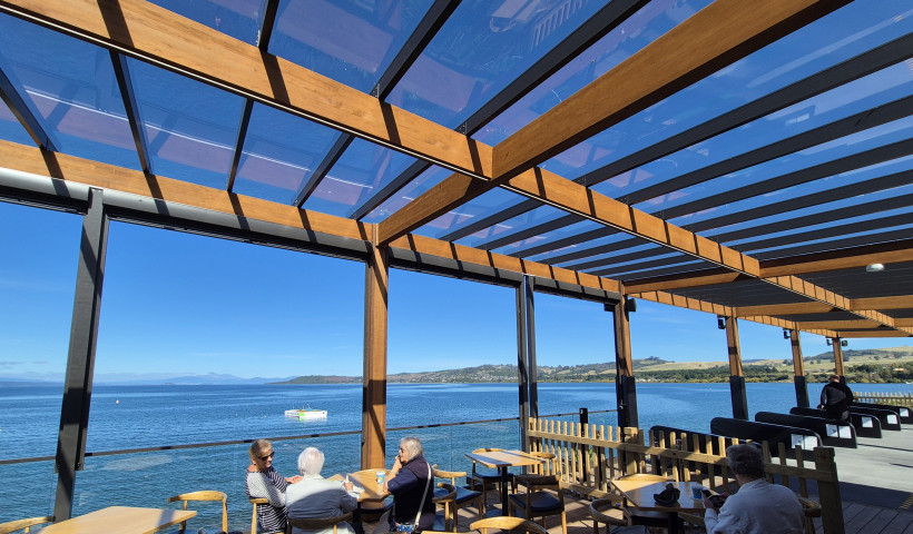 Structural Glazing Pergola Systems: Design Guidance for Exposed Outdoor Canopies