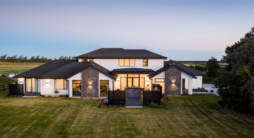 A Gerard Roof for a Builder's Own Home