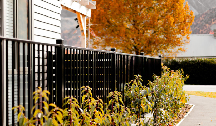 Affordable Housing Fencing Solutions for Tewa Banks, Arrowtown