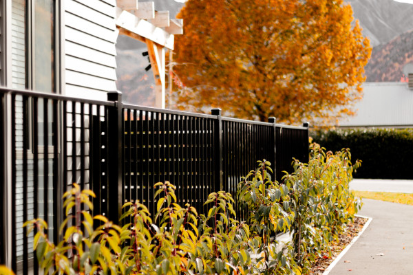Affordable Housing Fencing Solutions for Tewa Banks, Arrowtown