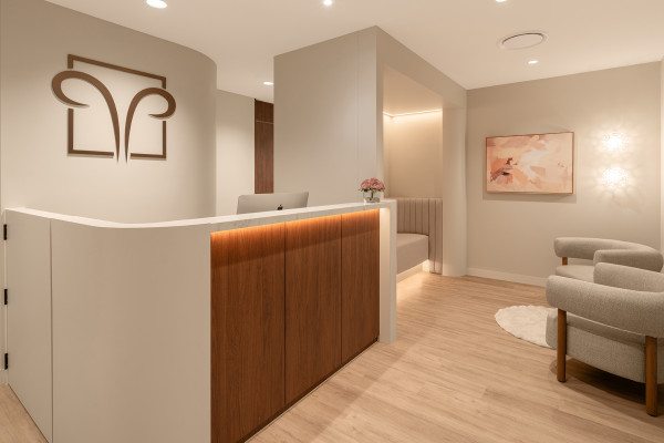 Creating Welcoming Clinical Spaces with Polyflor MiPlank