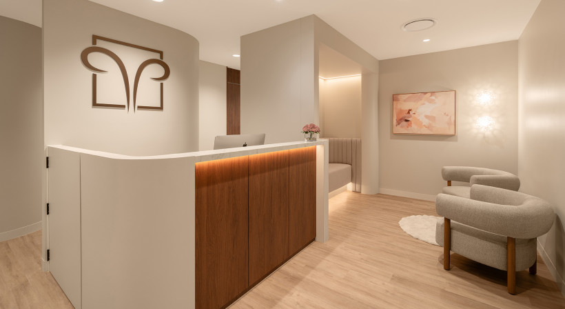 Creating Welcoming Clinical Spaces with Polyflor MiPlank