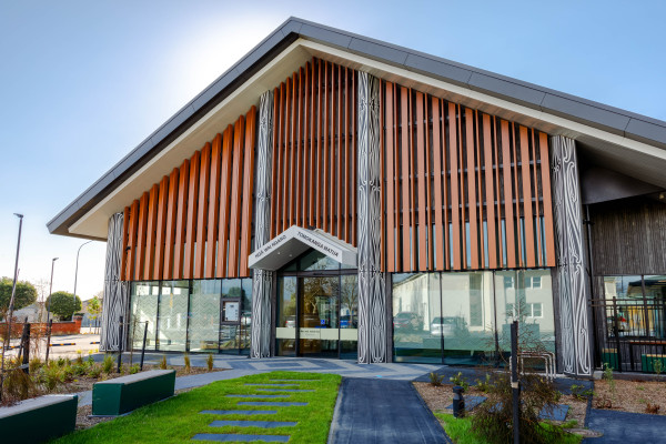 Timber-Look Aluminium Louvres Bring Warmth to New Mental Health Facility