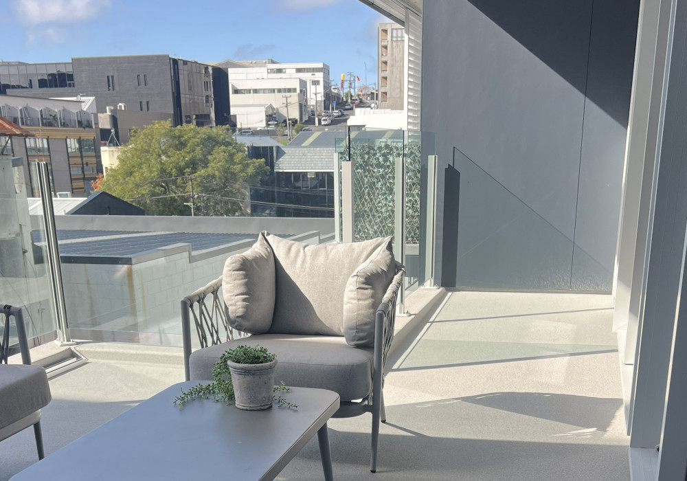 Viking Dec-K-ing Helps Deliver Durable Apartment Walkways and Decks