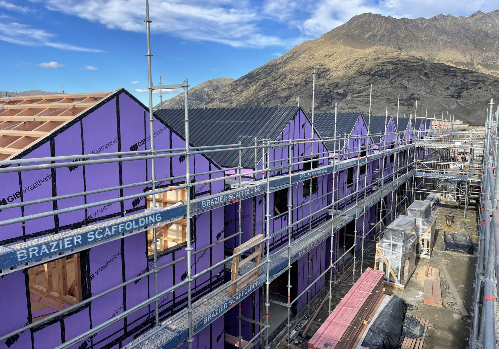 Early Close-In With GIB Weatherline Helps Keep 226-Home Queenstown Development on Track