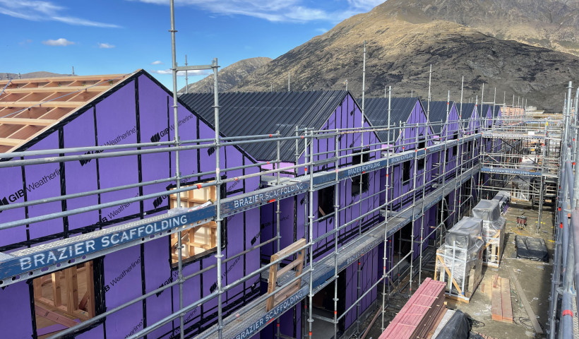 Early Close-In With GIB Weatherline Helps Keep 226-Home Queenstown Development on Track