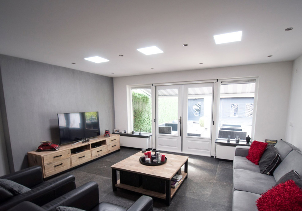 Integrating Tubular Daylighting into Contemporary Interiors with Square Ceiling Diffusers