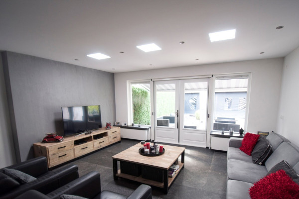 Integrating Tubular Daylighting into Contemporary Interiors with Square Ceiling Diffusers