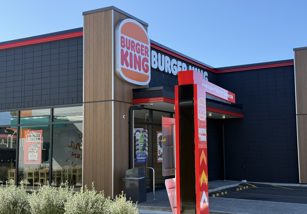 Fenta Ceiling Tiles at Work in Burger King Restaurants Nationwide