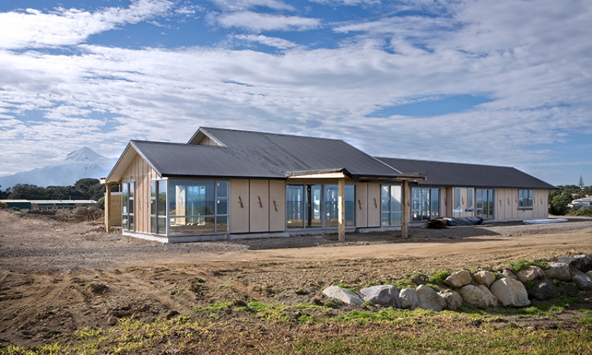 Plywood Solutions Ecoply Barrier Rigid Air Barrier System by Carter Holt Harvey Woodproducts